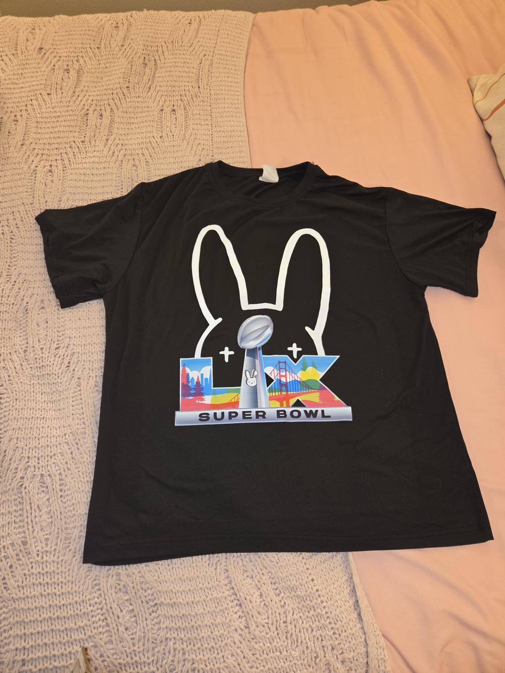 Source Unknown Black Super Bowl Graphic Tee with Colorful Logo